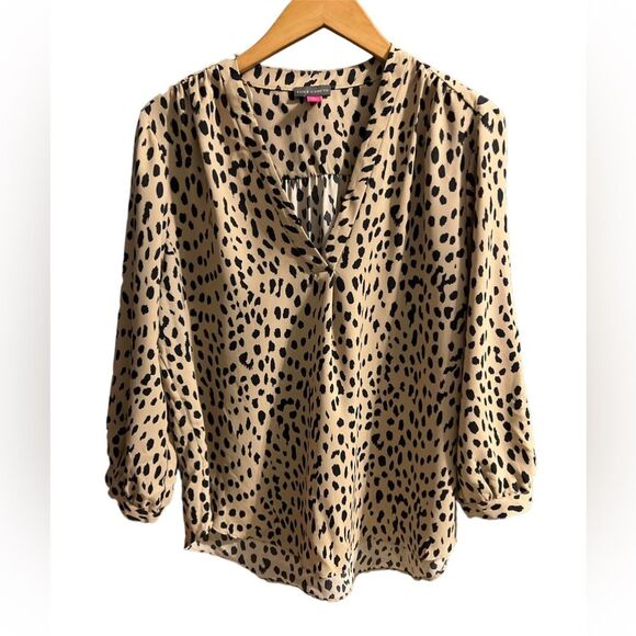 Vince Camuto Animal Print V-Neck Blouse Large - Picture 2 of 5